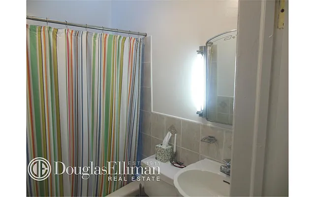 Rented by Douglas Elliman | media 11