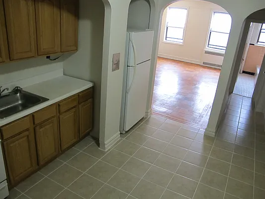 Rented by SUN WOOD REAL ESTATE | media 4