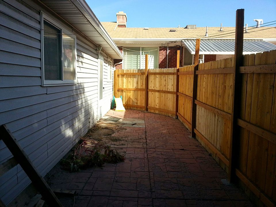 1st image of 568 E Millcreek Way