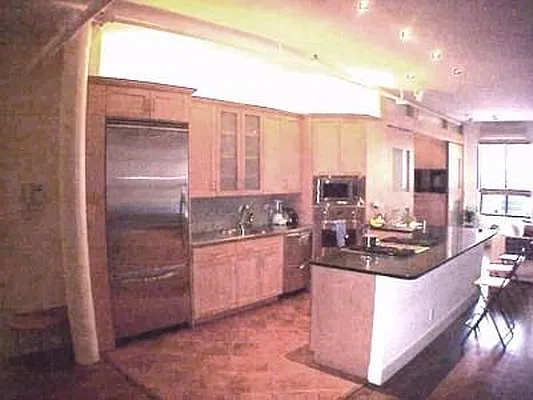 Rented by Bank Neary | media 20