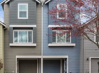 21837 NE Larkspur Ln, Fairview, OR 97024