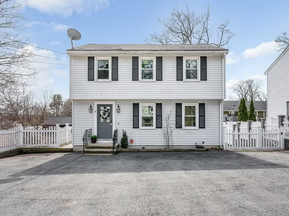 18 Hilltop Rd, Dracut, MA 01826