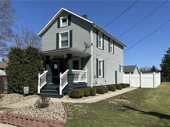 125 S 11th St, Sharpsville, PA 16150