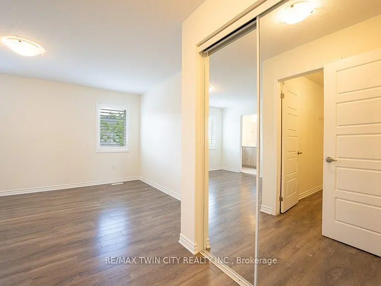 455 Guelph Ave #20 — Photo 21