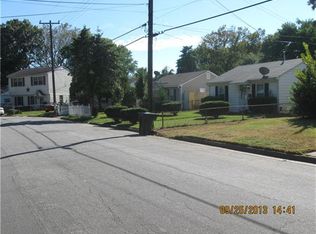 26 Phelps Cir, Hampton, VA 23663