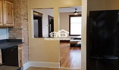 519 Penn Ave N — Photo 3