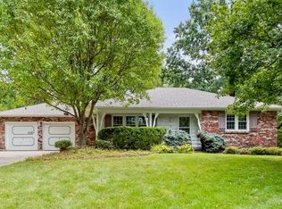 5317 Lucille Ln, Shawnee, KS 66203