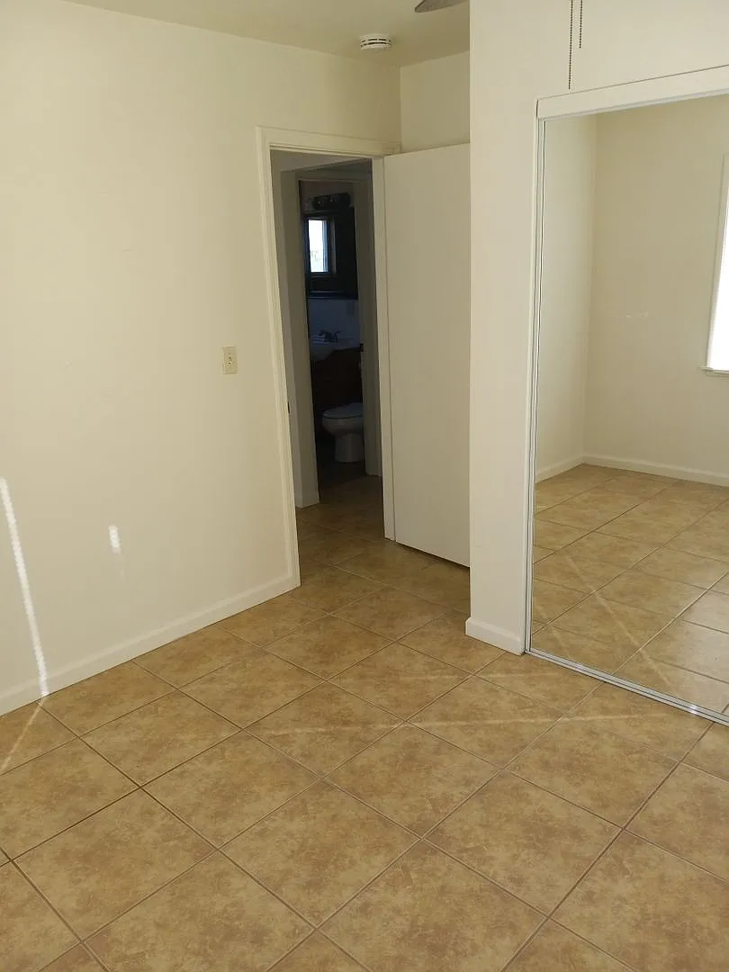 Yucca Ave 6361 — Photo 3