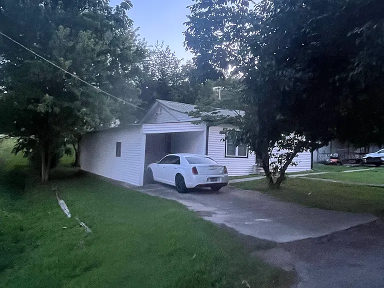 184 Newton Dr SE — Photo 6