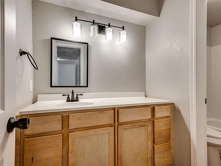 1725 E Lindsey St #2 — Photo 24