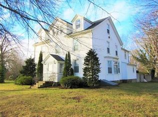 305 Turner Rd, Middletown, RI 02842