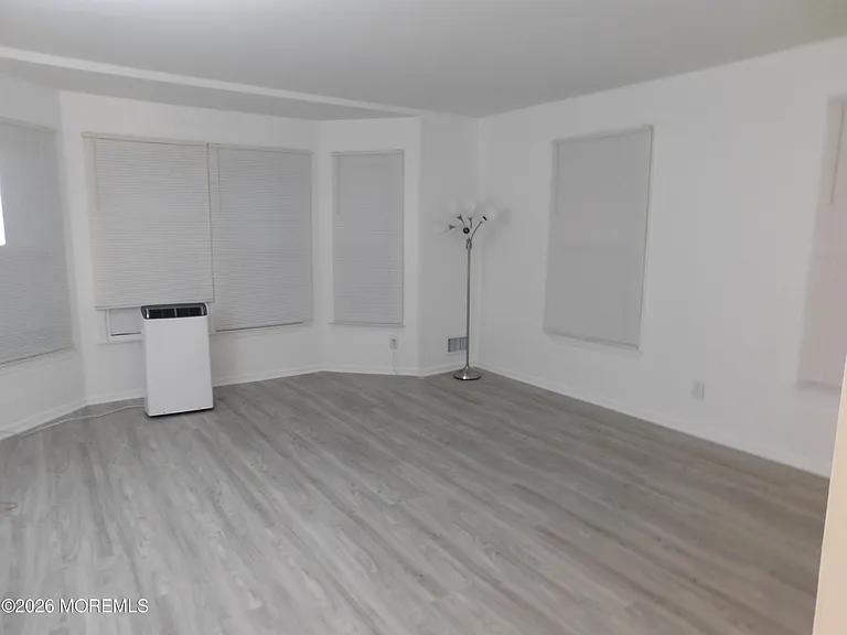 3 Atlantic Ave — Photo 4