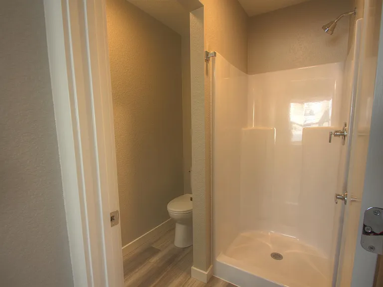830 Crestmont Way — Photo 7