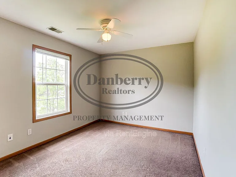 1103 N Byrne Rd — Photo 20