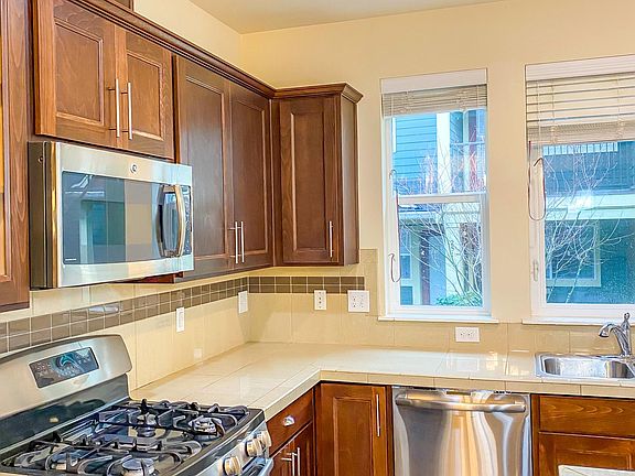 2nd image of 2508 NE Mulberry Walk