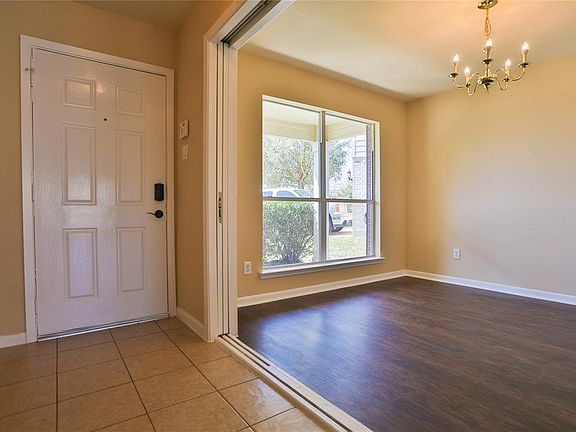 3rd image of 3802 Juniper Meadows Ln
