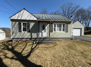 24 Leslie Ave, Claremont, NH 03743