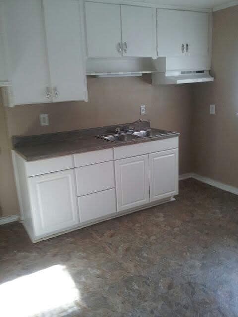 2nd image of 2313 5th Ave