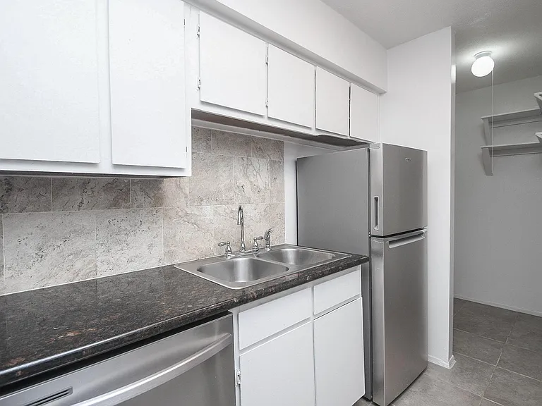 10603 S Wilcrest Dr #41 — Photo 17