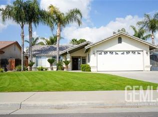 10910 Mohican Dr, Bakersfield, CA