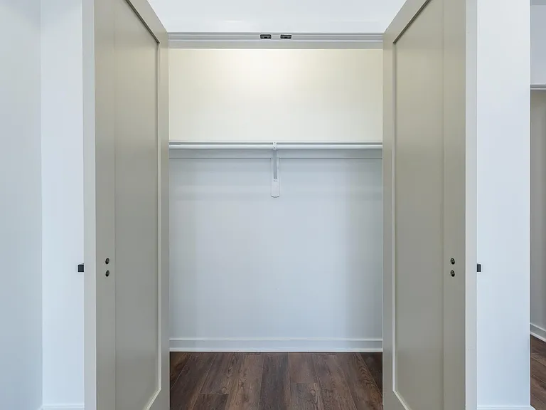 608 S American St #7 — Photo 15