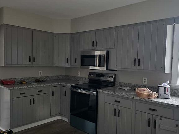 3rd image of 312 Market St