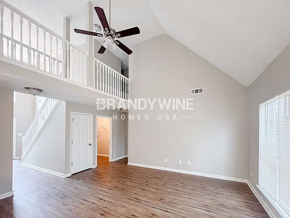 5th image of 305 Shadetree Ln