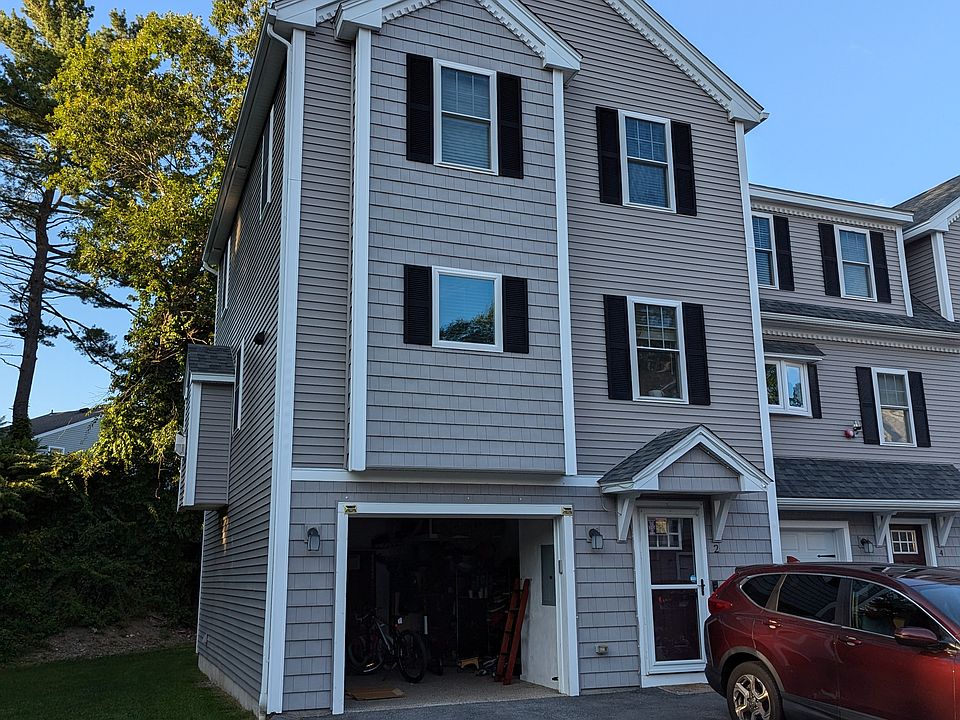 Attached Garage with additional two car parking.