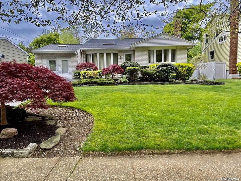 1st image of 121 Kissam Ln
