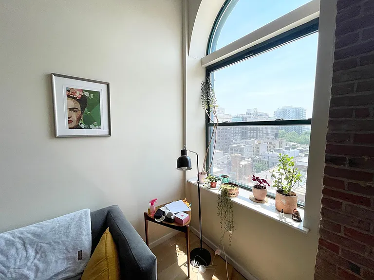 728 Market St #605 — Photo 32