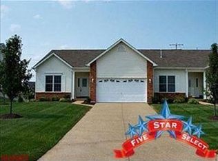 7119 Curtis Dr, Dardenne Prairie, MO 63368