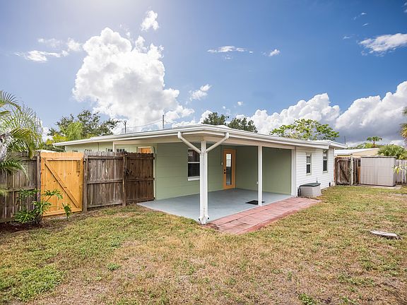 3rd image of 314 Orchid Blvd