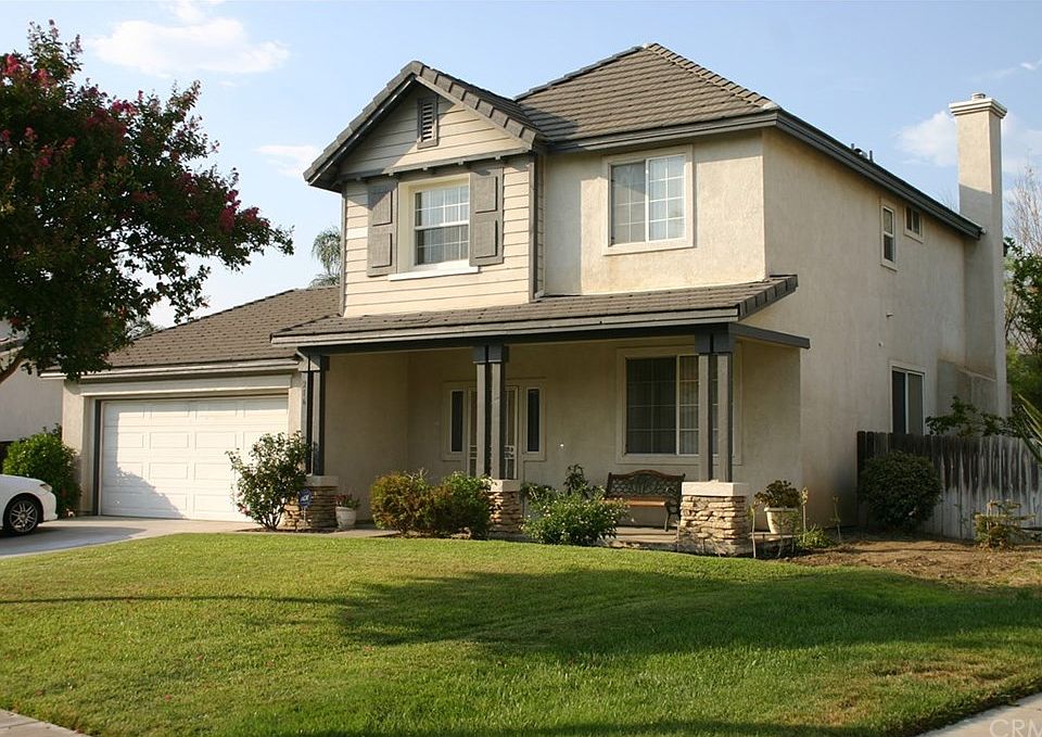 1st image of 216 E Manchester Ln