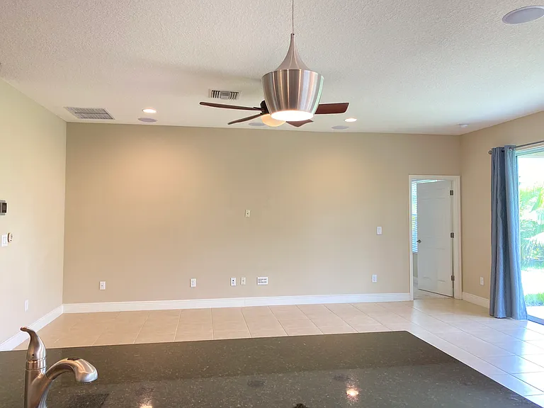 6507 Park Terrace Ln — Photo 7