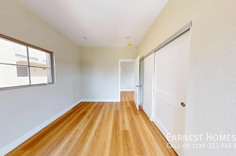 310 N 3rd St #A — Photo 14