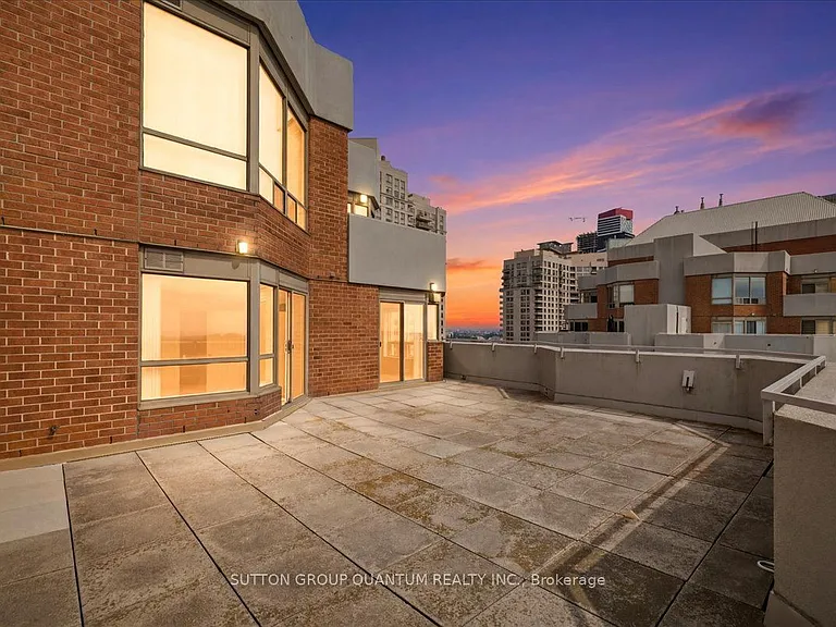 335 Webb Dr #Penthouse 106 — Photo 35
