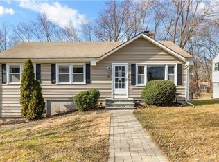 88 Colony St, Hamden, CT 06518