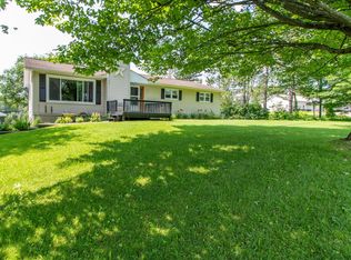 33 State Route 105, Newport, VT 05855