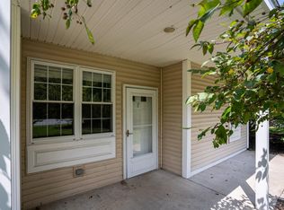 95 Court Street #8, Exeter, NH 03833
