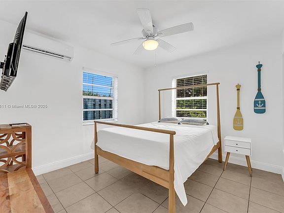 5th image of 1639 Hayes St