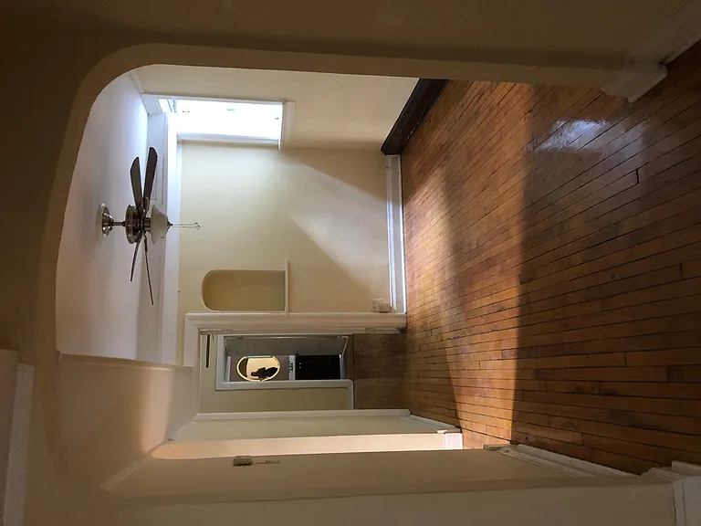 1430 W Berwyn Ave #G — Photo 10
