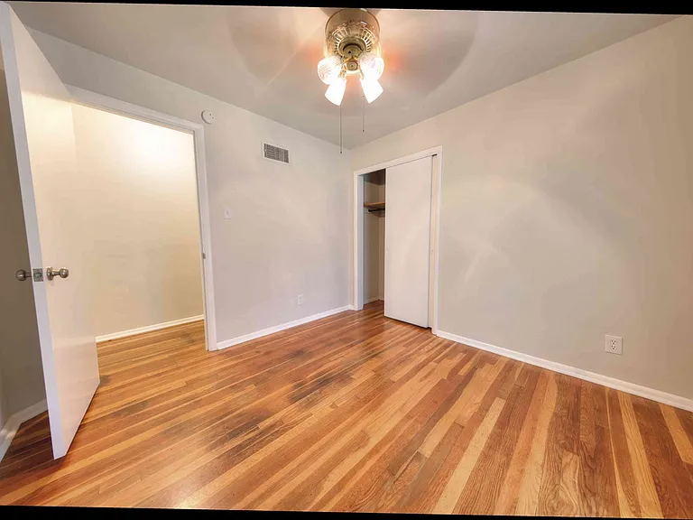 5217-19 S Grand Blvd — Photo 15