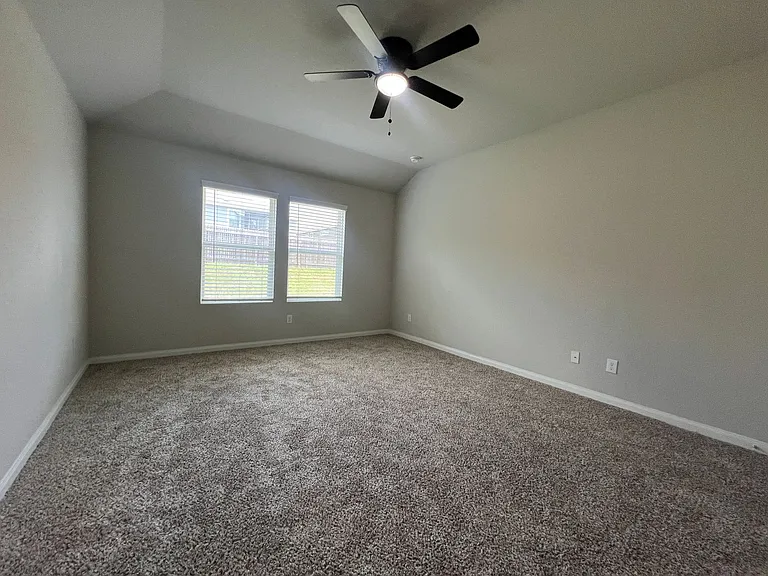 31657 Nimbus Dr — Photo 10