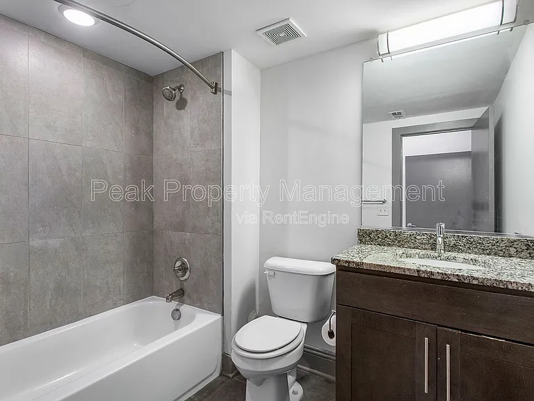1209 Hull St #203 — Photo 4