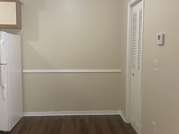 3rd image of 6067 In The Pines Dr SE #9201426