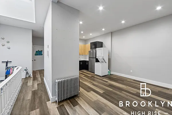 Rented by Brooklyn High Rise LLC | media 4