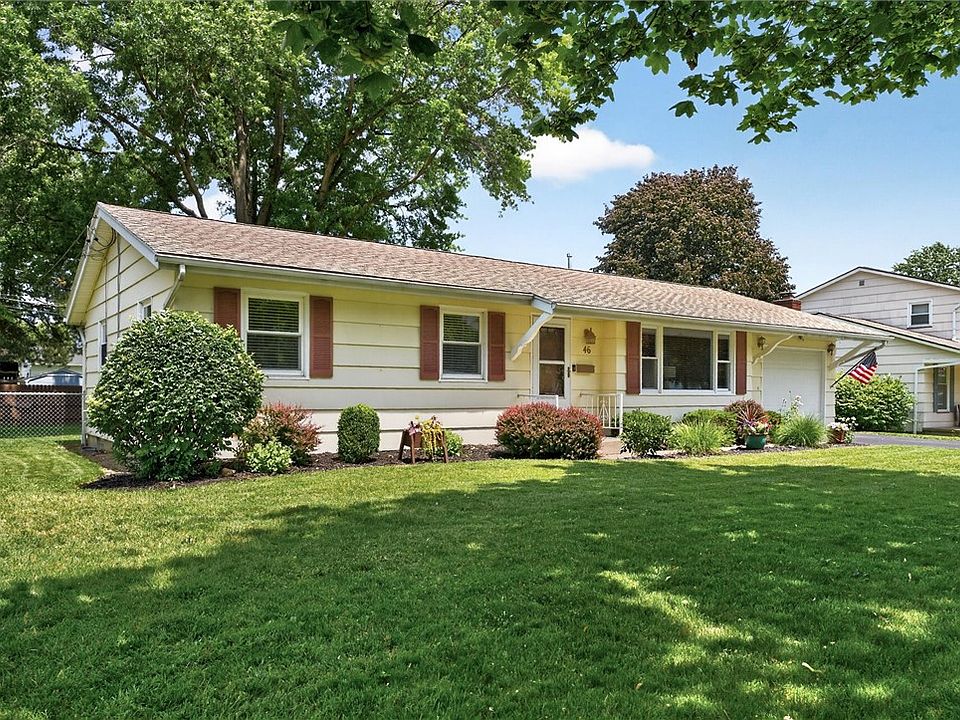 1st image of 46 Mountain Ash Dr