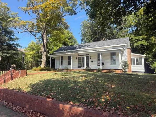 414 N Poplar St, Florence, AL 35630