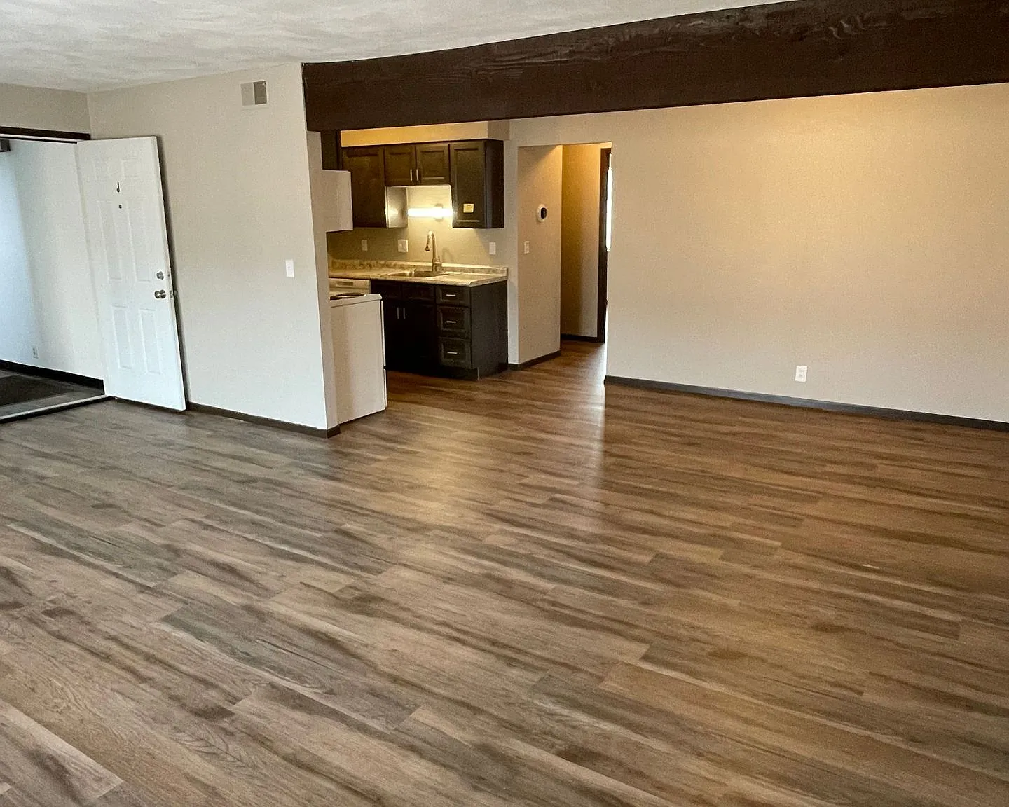 Brookside Apartments — Photo 1