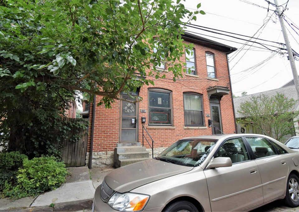 1st image of 682 Hunter Ave